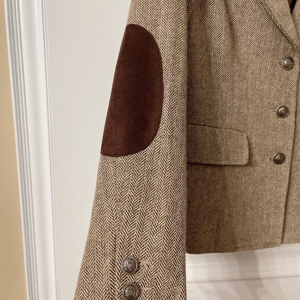 Coat - Picture 3 of 6